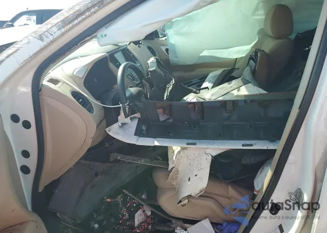 2017 Nissan Pathfinder S z USA, uszkodzony, nr VIN 5N1DR2MM7HC901890